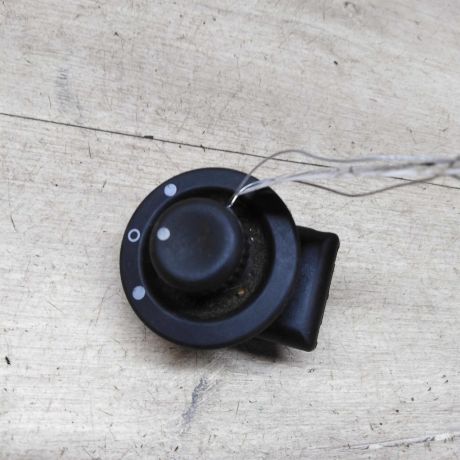 perekliucatel-regulirovki-zerkal-renault-sandero-i-art-77759-big-0