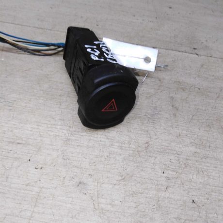 knopka-avariinoi-signalizacii-renault-sandero-i-art-78094-big-2