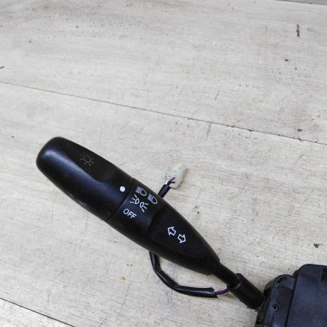 podrulevoi-perekliucatel-v-sbore-daewoo-nexia-rest-art-78126-big-1