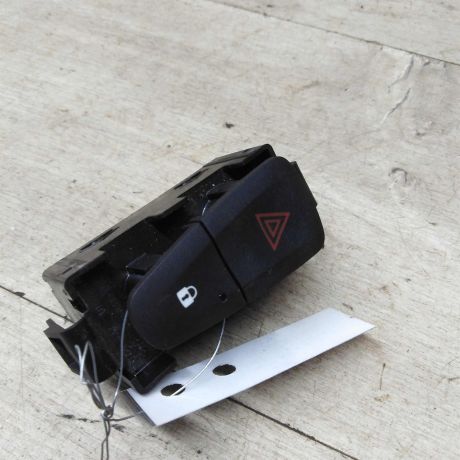 knopka-avariinoi-signalizacii-renault-fluence-i-restailing-art-78733-big-0