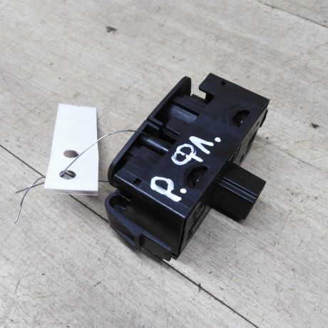 knopka-avariinoi-signalizacii-renault-fluence-i-restailing-art-78733-big-2