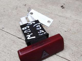 knopka-avariinoi-signalizacii-mitsubishi-lancer-9-art-78789