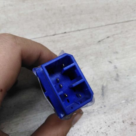 knopka-korrektora-far-mazda-323-art-79377-big-2