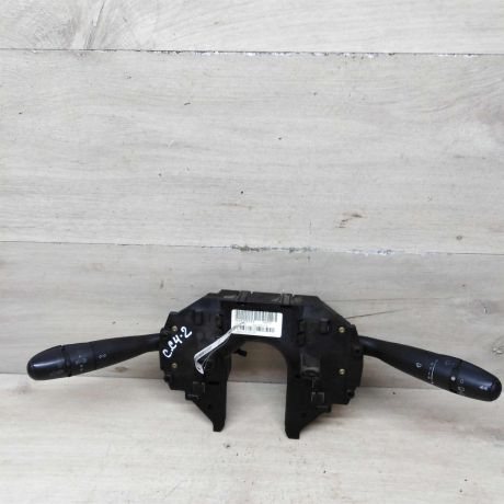 podrulevoi-perekliucatel-v-sbore-citroen-c4-i-art-80048-big-0