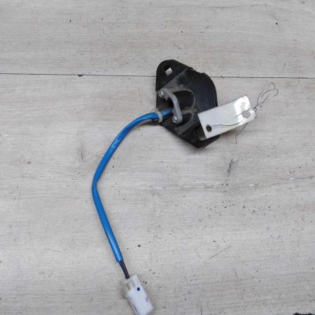 knopka-otkryvanie-bagaznika-mazda-cx-7-i-art-80558-big-1