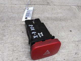 knopka-avariinoi-signalizacii-hyundai-elantra-iii-xd-sedan-art-80610