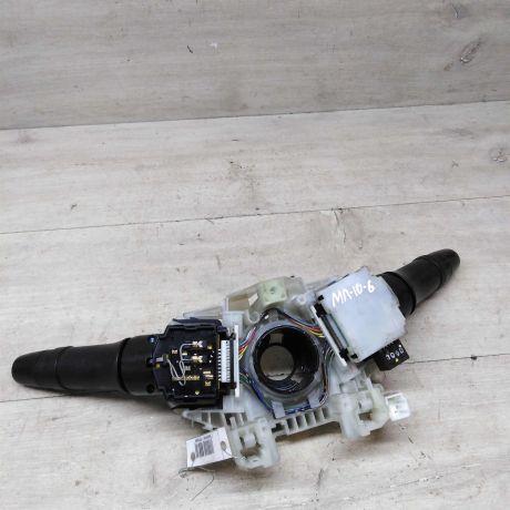 podrulevoi-perekliucatel-v-sbore-mitsubishi-lancer-x-art-81212-big-0