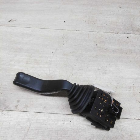 perekliucatel-dvornikov-opel-meriva-a-restailing-art-81827-big-1