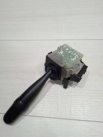 perekliucatel-dvornikov-toyota-corolla-ix-e120-e130-art-81845-big-1