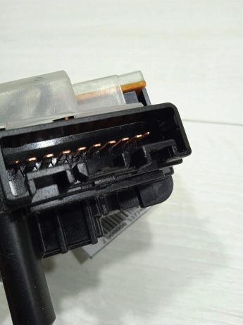 perekliucatel-dvornikov-toyota-corolla-ix-e120-e130-art-81845-big-4