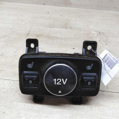 knopka-obogreva-sidenii-blok-ford-focus-3-art-82514-big-0
