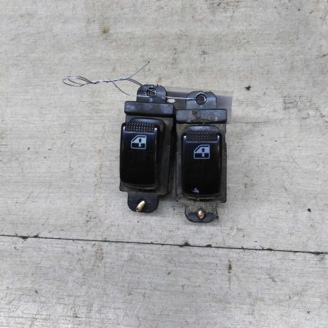 knopka-steklopodieemnika-hyundai-sonata-4-ef-art-83209-big-0
