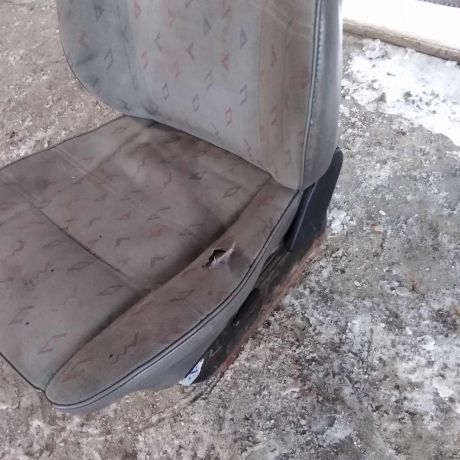sidene-perednee-levoe-volkswagen-transporter-t4-art-83379-big-9