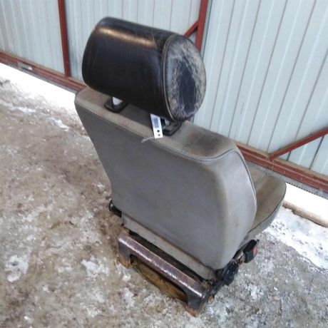 sidene-perednee-levoe-volkswagen-transporter-t4-art-83379-big-7