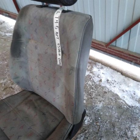 sidene-perednee-levoe-volkswagen-transporter-t4-art-83379-big-6