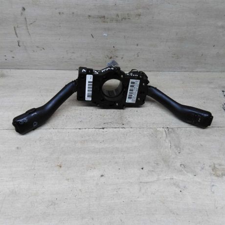 podrulevoi-perekliucatel-v-sbore-audi-a3-8l-art-83482-big-0