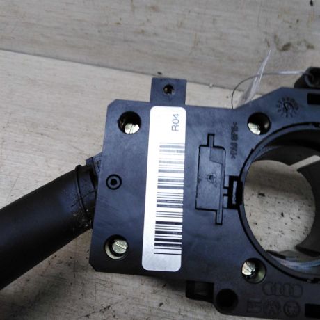 podrulevoi-perekliucatel-v-sbore-audi-a3-8l-art-83482-big-1