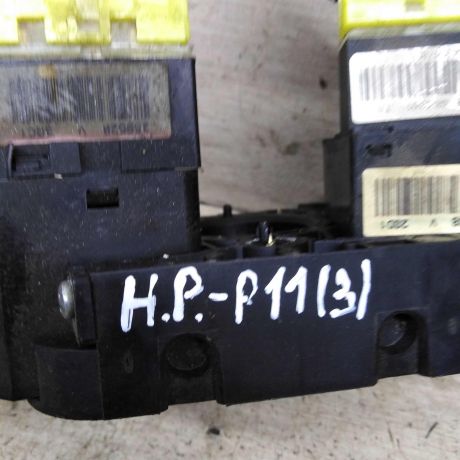 podrulevoi-perekliucatel-v-sbore-nissan-primera-p11-art-83932-big-6