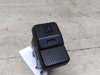 knopka-vkliuceniia-protivotumannyx-far-volkswagen-transporter-t4-art-84233