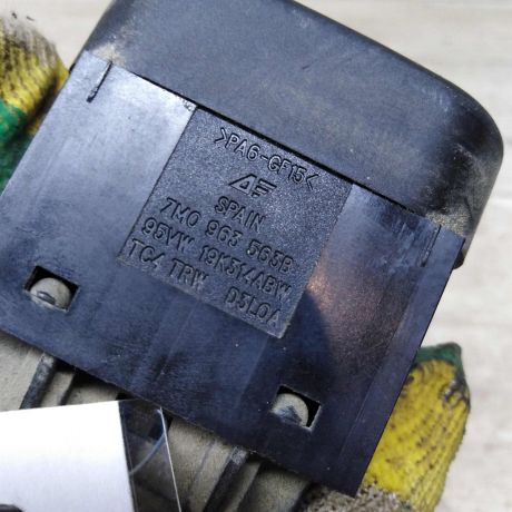 knopka-obogreva-sidenii-ford-galaxy-volkswagen-sharan-seat-alhambra-i-art-84405-big-3