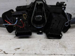 podrulevoi-perekliucatel-v-sbore-renault-logan-i-art-84454