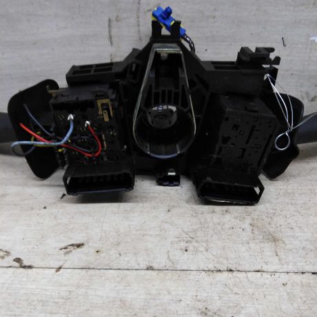 podrulevoi-perekliucatel-v-sbore-renault-logan-i-art-84454-big-0