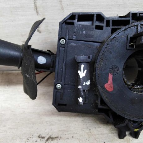 podrulevoi-perekliucatel-v-sbore-renault-logan-i-art-84454-big-4