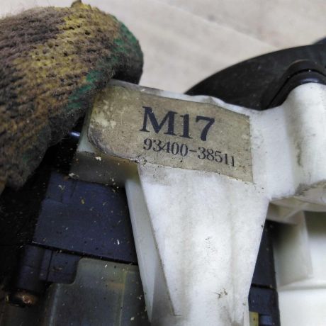 podrulevoi-perekliucatel-v-sbore-hyundai-sonata-4-ef-bu-usa-art-85208-big-2