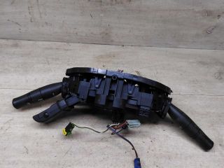 podrulevoi-perekliucatel-v-sbore-renault-megane-ii-art-85285