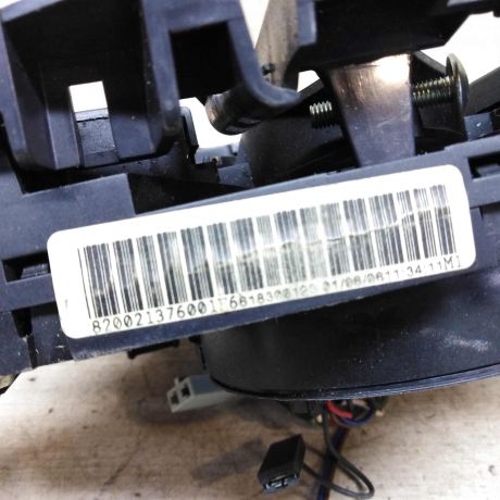 podrulevoi-perekliucatel-v-sbore-renault-megane-ii-art-85285-big-3