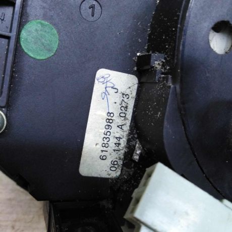 podrulevoi-perekliucatel-v-sbore-renault-megane-ii-art-85285-big-5