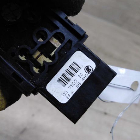 knopka-avariinoi-signalizacii-mazda-3-bk-art-85351-big-2
