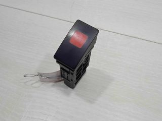 knopka-avariinoi-signalizacii-hyundai-matrix-art-86703