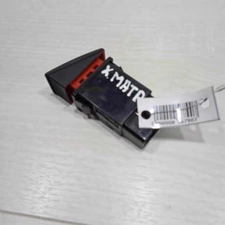 knopka-avariinoi-signalizacii-hyundai-matrix-art-86703-big-1