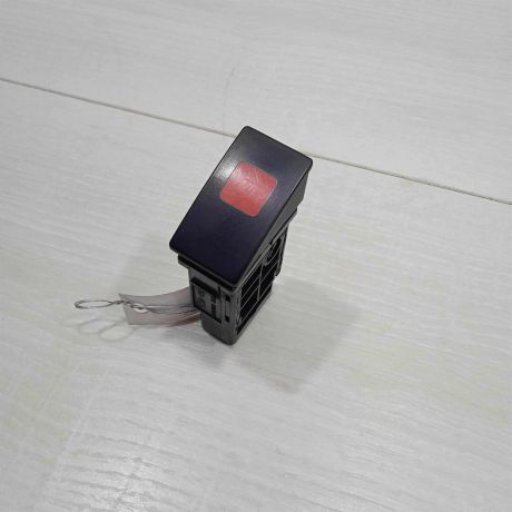 knopka-avariinoi-signalizacii-hyundai-matrix-art-86703-big-2