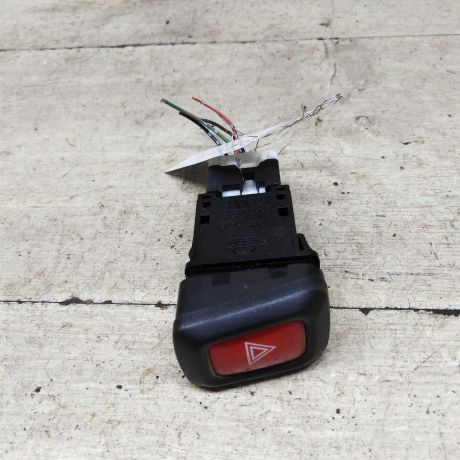 knopka-avariinoi-signalizacii-nissan-almera-n16-art-87001-big-0