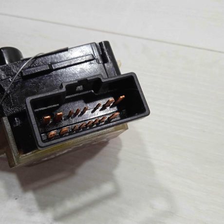 perekliucatel-povorotov-hyundai-matrix-art-87063-big-1