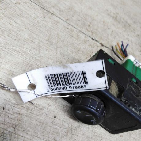 perekliucatel-regulirovki-zerkal-nissan-primera-p12-art-87178-big-1