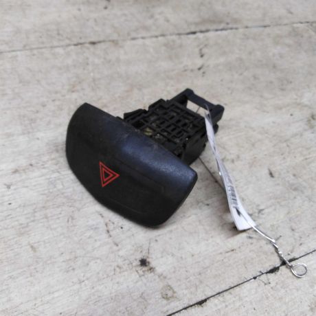 knopka-avariinoi-signalizacii-nissan-primera-p12-art-87437-big-0