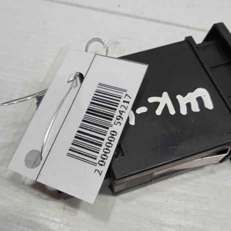 knopka-benzobaka-skoda-octavia-i-a4-universal-art-87879-big-1