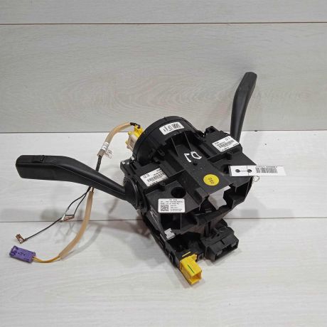 podrulevoi-perekliucatel-v-sbore-volkswagen-jetta-5-art-88226-big-7