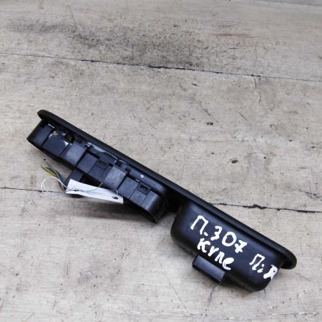 knopka-steklopodieemnika-peredniaia-pravaia-peugeot-307-art-88348-big-2