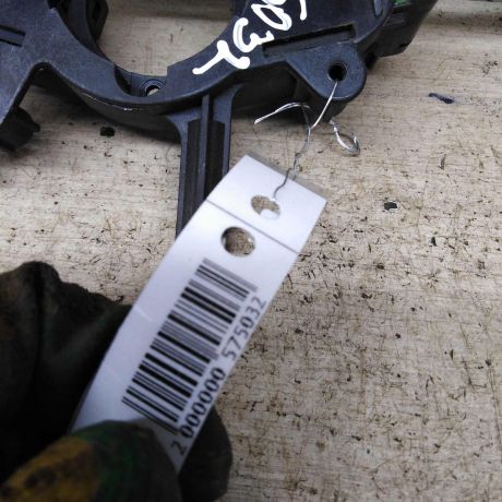 podrulevoi-perekliucatel-v-sbore-chevrolet-lanos-i-zaz-sens-art-88641-big-2