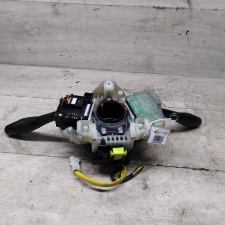 podrulevoi-perekliucatel-v-sbore-mitsubishi-space-wagon-iii-art-89259-big-3