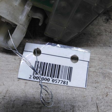 podrulevoi-perekliucatel-v-sbore-mitsubishi-space-wagon-iii-art-89259-big-5