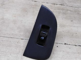 knopka-steklopodieemnika-zadnei-levoi-hyundai-elantra-iii-art-89321