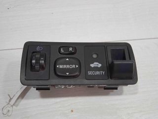 perekliucatel-regulirovki-zerkal-toyota-corolla-ix-e120-e130-art-89517