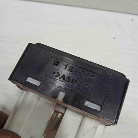 perekliucatel-regulirovki-zerkal-mitsubishi-lancer-x-art-89566-big-2