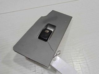 knopka-steklopodieemnika-peredniaia-pravaia-geely-ck-otaka-i-art-90048