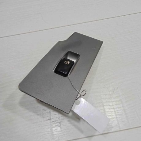 knopka-steklopodieemnika-peredniaia-pravaia-geely-ck-otaka-i-art-90048-big-0